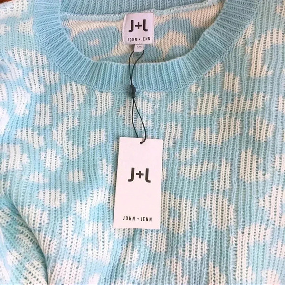 John + Jenn blue leopard print sweater - Picture 4 of 4